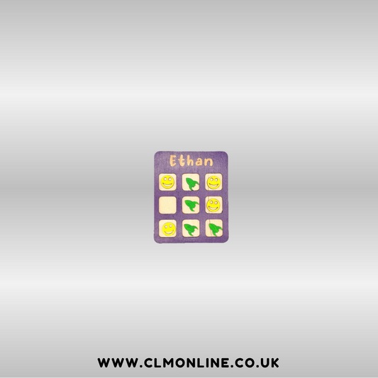 Noughts & Crosses Board